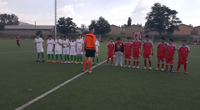 &uuml;lk&uuml; spor ma&ccedil; ba&scedil;lang&inodot;c&inodot;